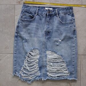 Forever 21 Denim Blue Ripped Pencil Skirt Size 28
